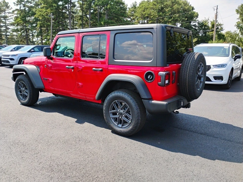 2025 Jeep JL Wrangler - Image 7 of 12