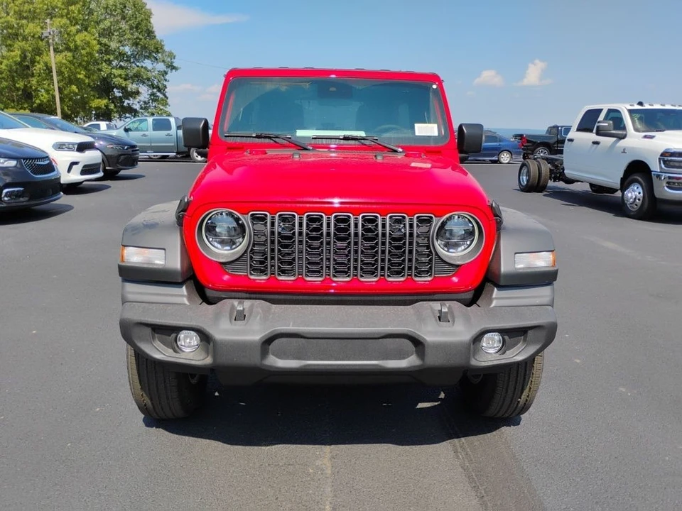 2025 Jeep JL Wrangler - Image 2 of 12