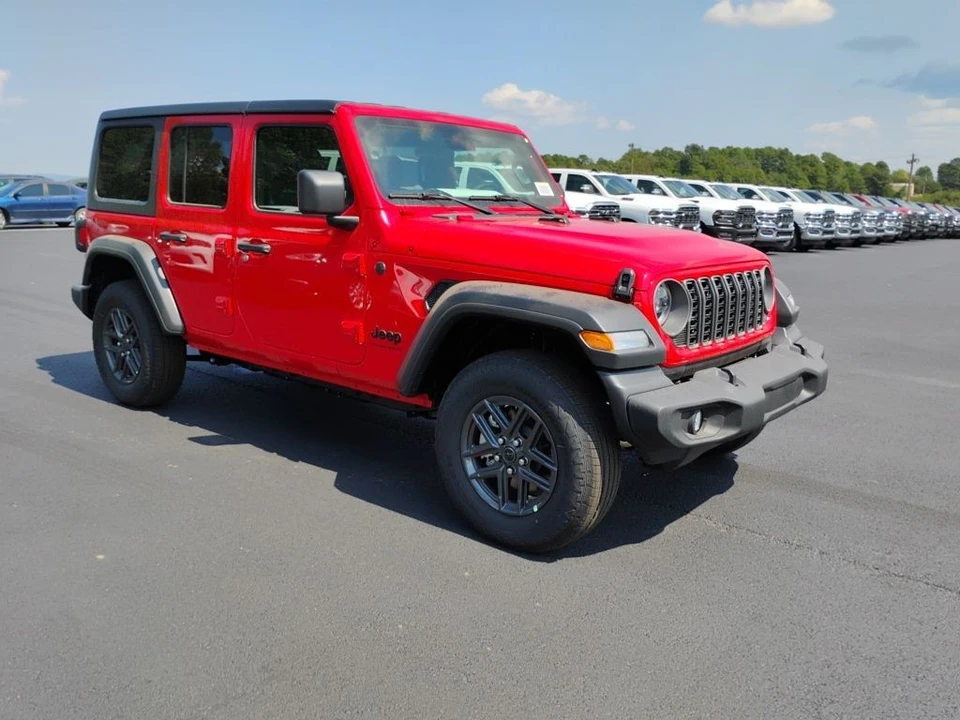 2025 Jeep JL Wrangler - Image 3 of 12