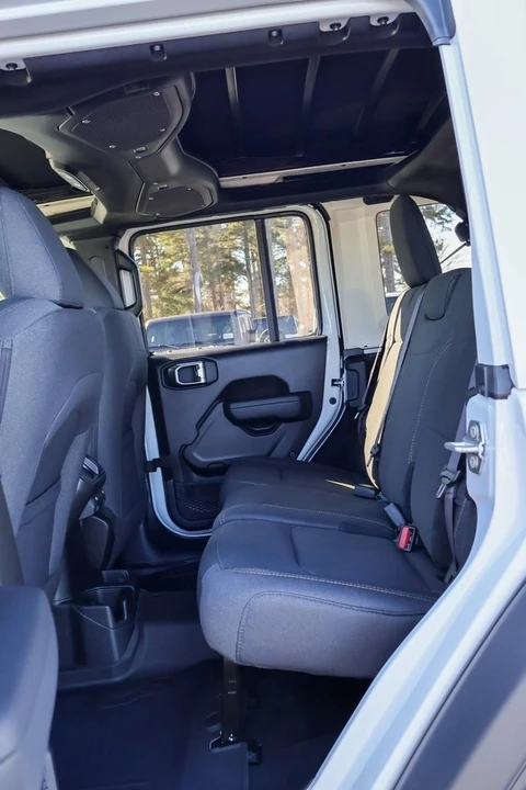 2025 Jeep JL Wrangler - Image 12 of 12