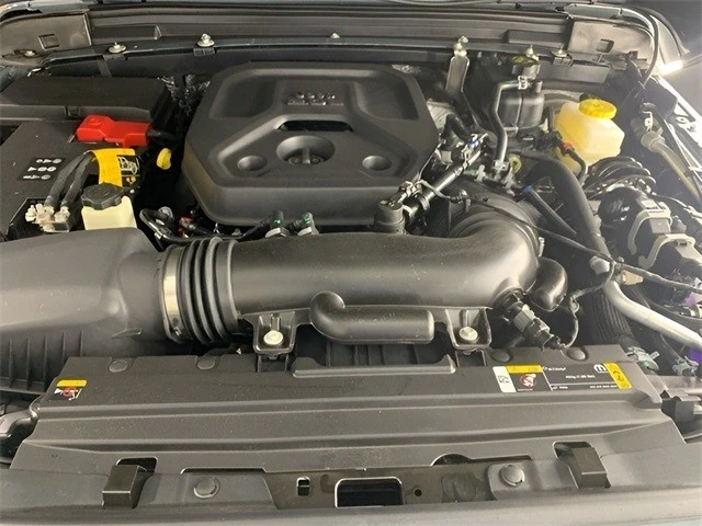 2025 Jeep JL Wrangler - Image 13 of 21
