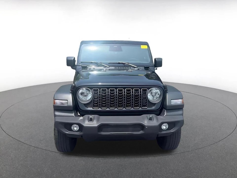 2025 Jeep JL Wrangler - Image 3 of 31