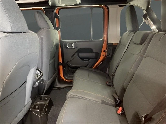 2025 Jeep JL Wrangler - Image 20 of 21
