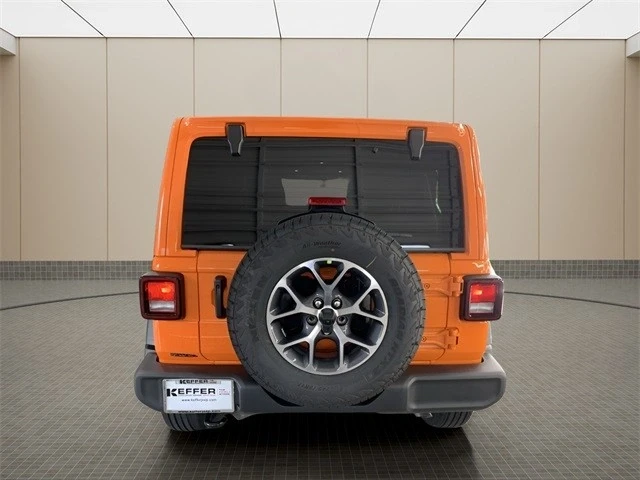 2025 Jeep JL Wrangler - Image 4 of 12