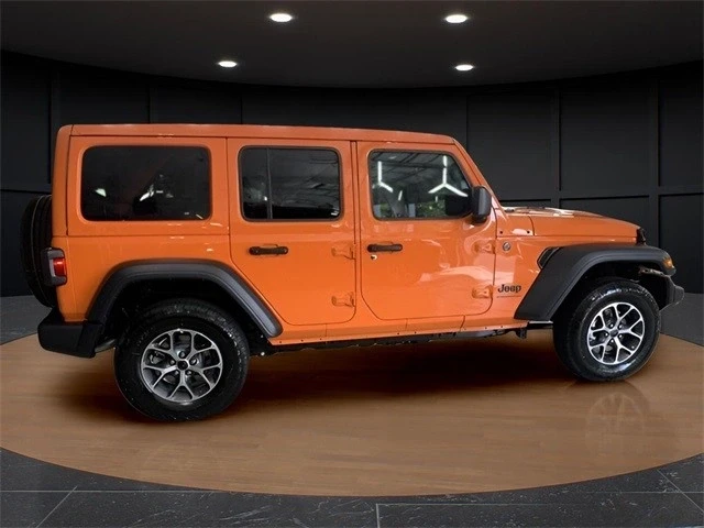 2025 Jeep JL Wrangler - Image 6 of 12