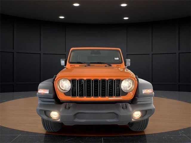 2025 Jeep JL Wrangler - Image 8 of 12