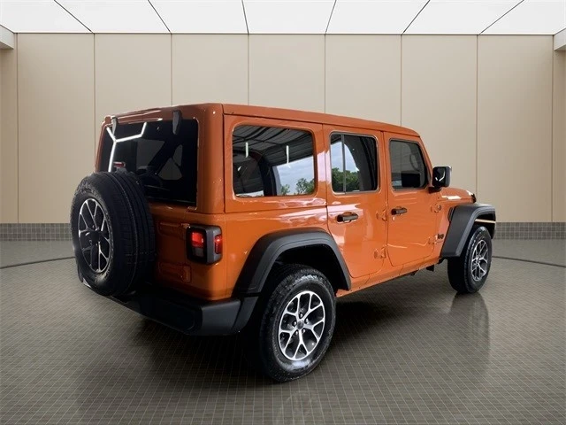 2025 Jeep JL Wrangler - Image 5 of 21