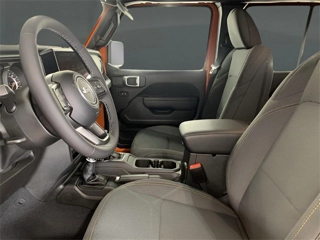 2025 Jeep JL Wrangler - Image 19 of 21