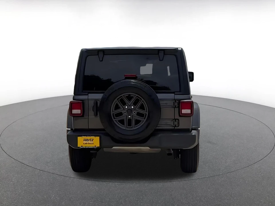 2025 Jeep JL Wrangler - Image 14 of 31