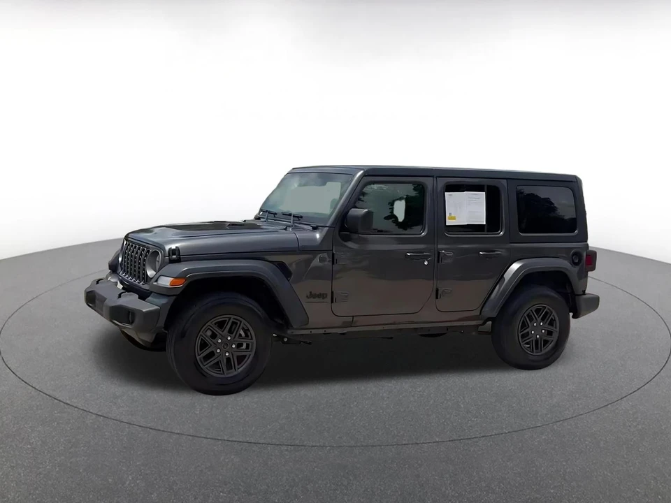 2025 Jeep JL Wrangler - Image 9 of 31