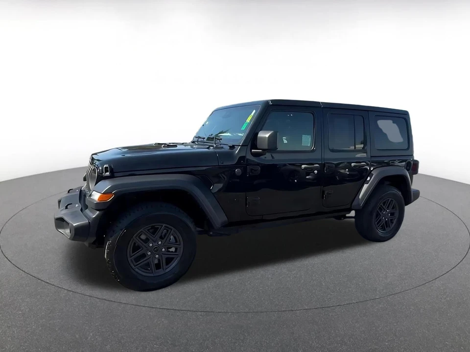 2025 Jeep JL Wrangler - Image 9 of 31
