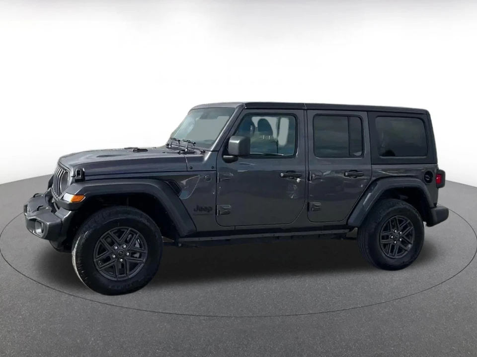 2025 Jeep JL Wrangler - Image 8 of 31