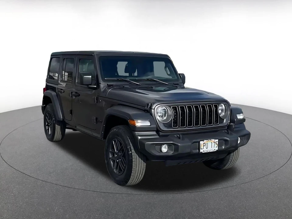 2025 Jeep JL Wrangler - Image 3 of 31