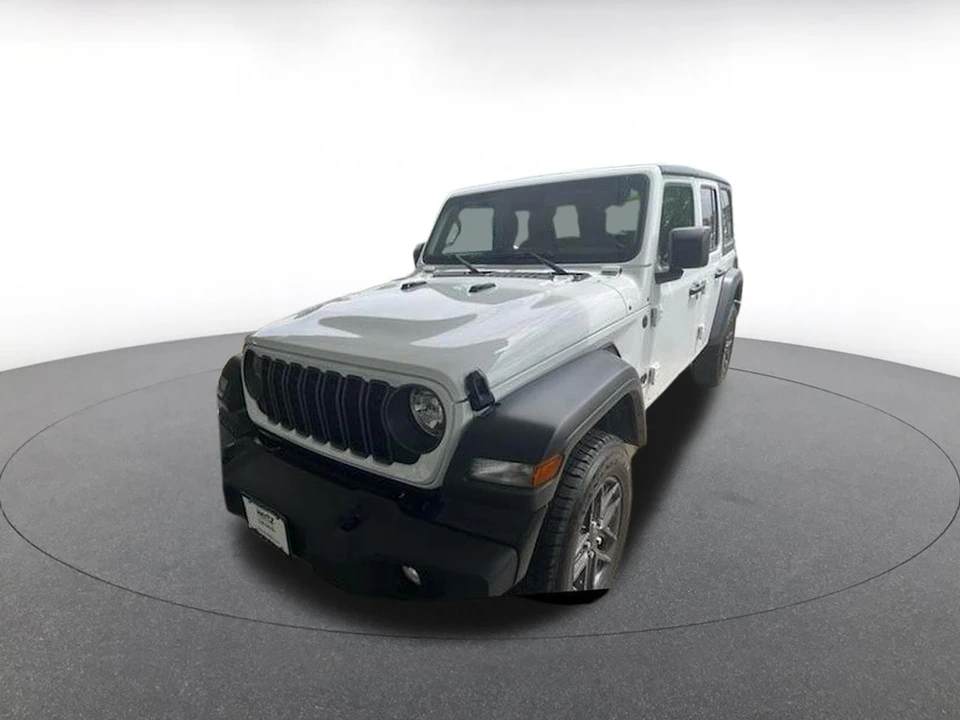 2025 Jeep JL Wrangler - Image 2 of 19