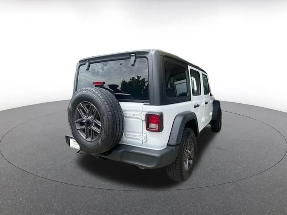 2025 Jeep JL Wrangler - Image 8 of 19
