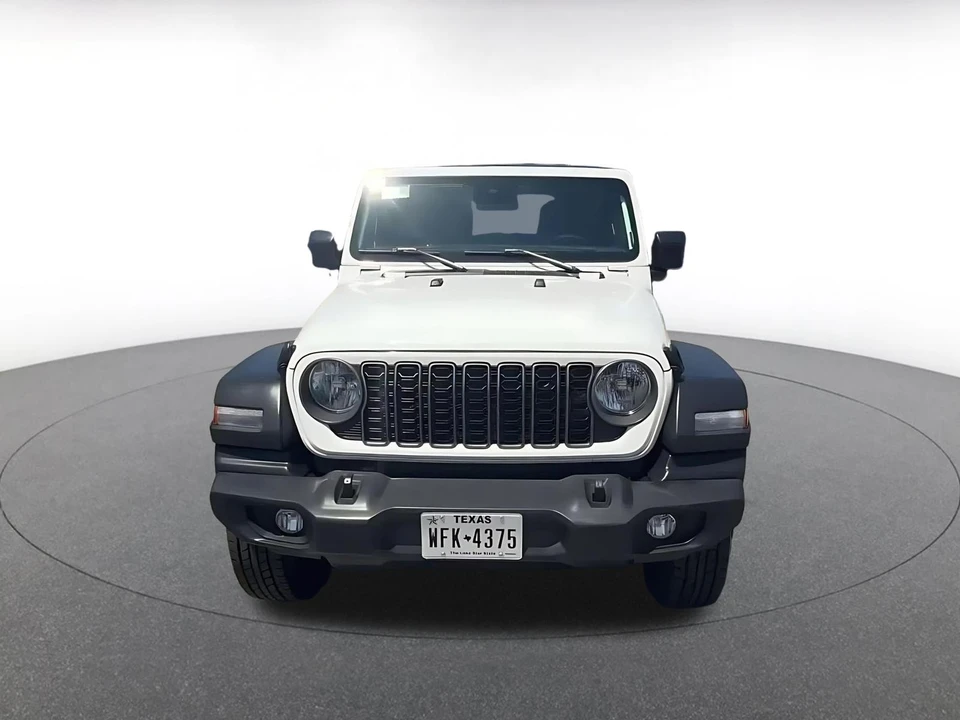 2025 Jeep JL Wrangler - Image 4 of 31
