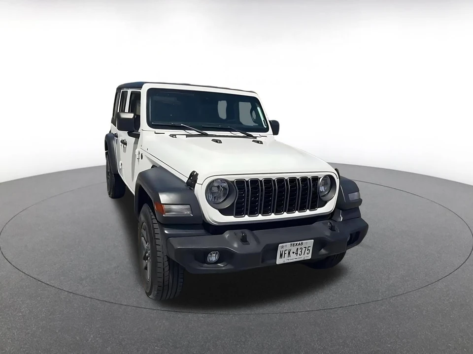 2025 Jeep JL Wrangler - Image 3 of 31
