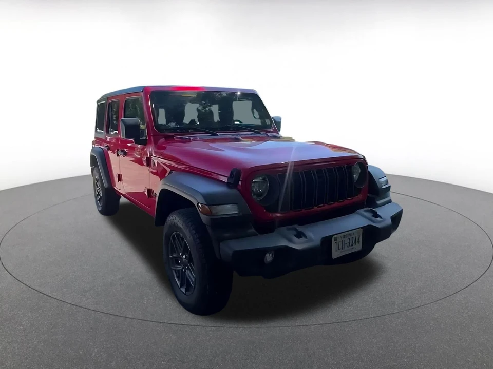 2025 Jeep JL Wrangler - Image 7 of 31