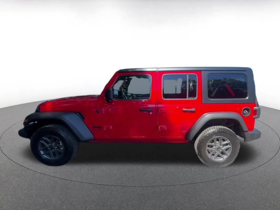 2025 Jeep JL Wrangler - Image 4 of 31