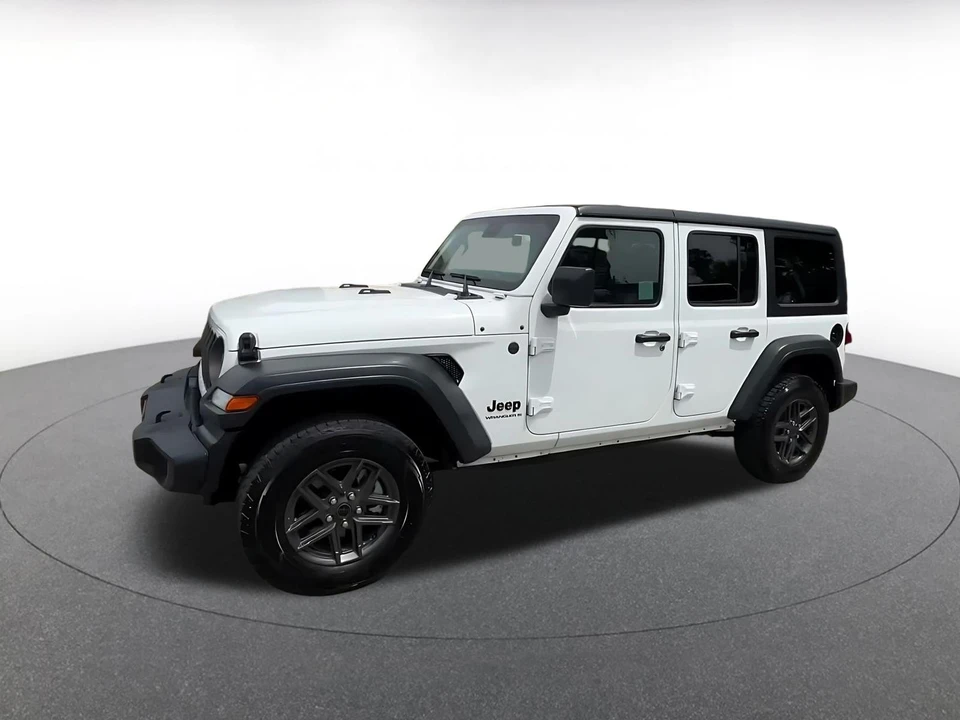 2025 Jeep JL Wrangler - Image 8 of 31