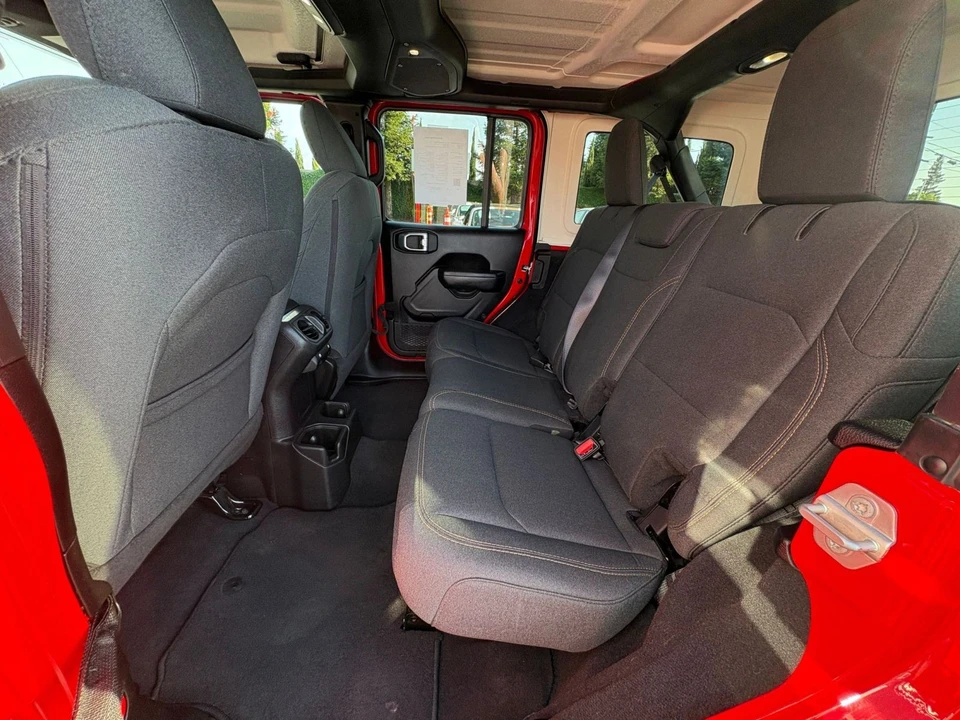 2025 Jeep JL Wrangler - Image 26 of 31