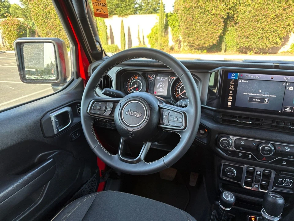 2025 Jeep - Image 30 of 31