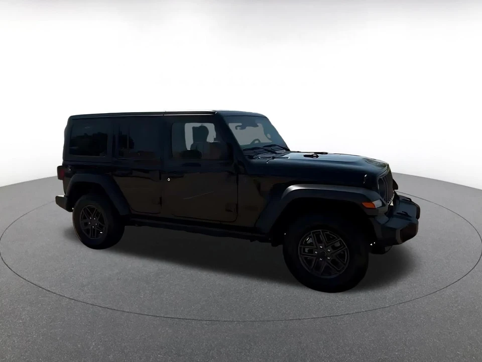 2025 Jeep JL Wrangler - Image 4 of 31