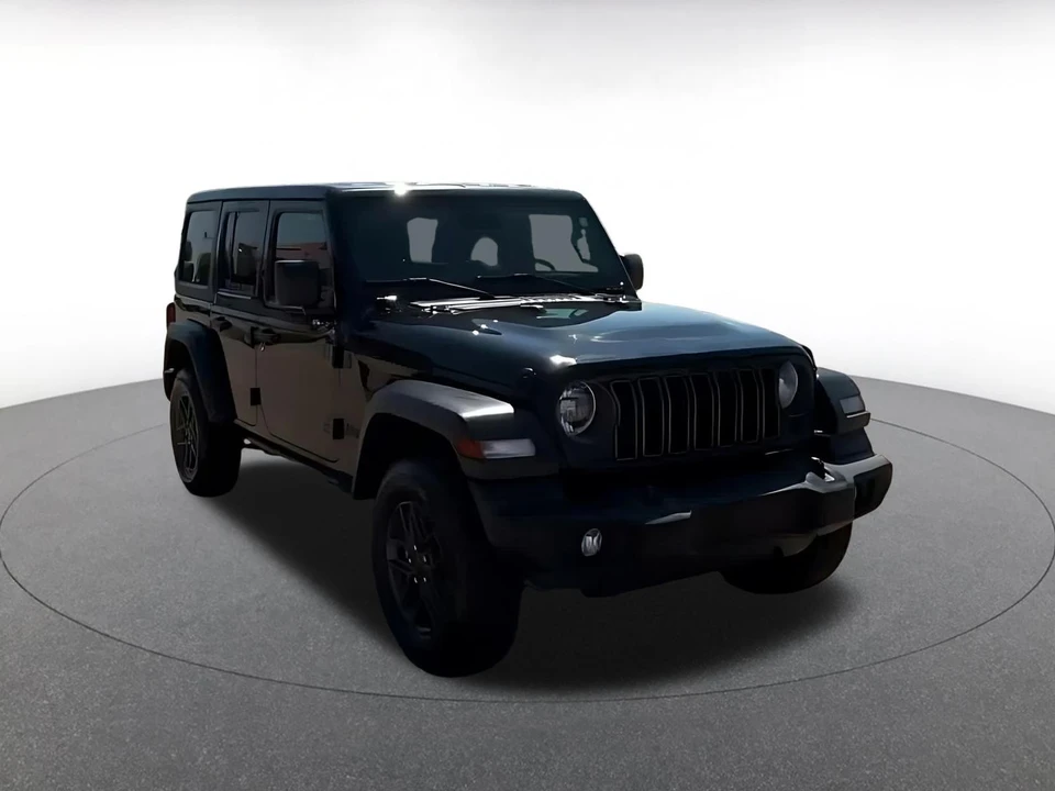 2025 Jeep JL Wrangler - Image 7 of 31