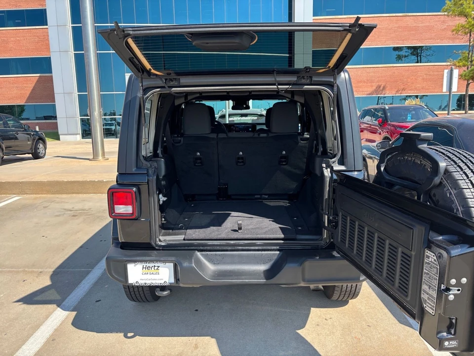 2025 Jeep JL Wrangler - Image 31 of 31