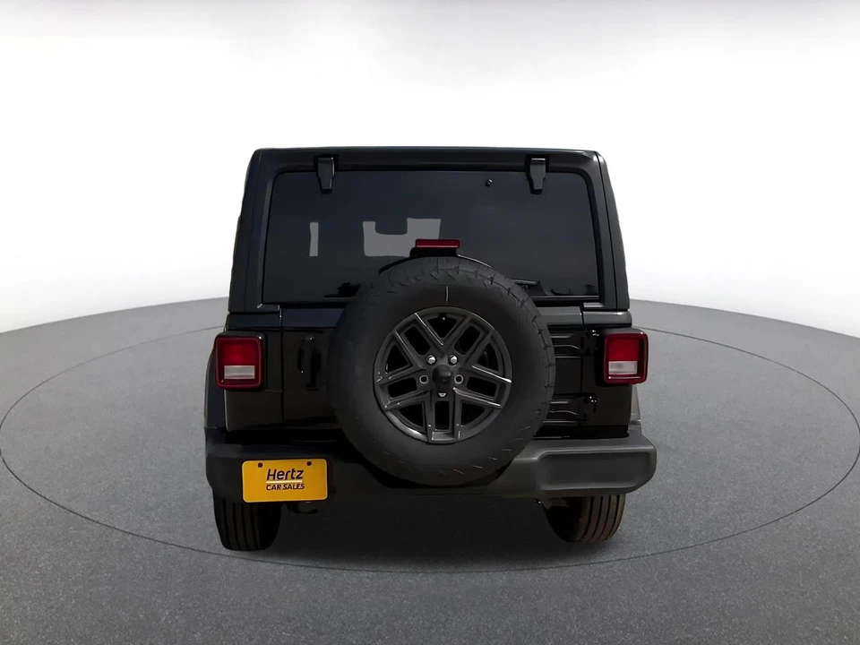 2025 Jeep JL Wrangler - Image 14 of 31