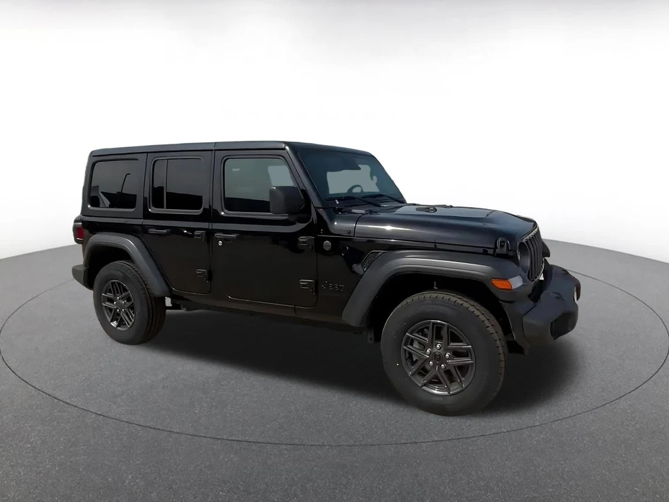2025 Jeep JL Wrangler - Image 2 of 31