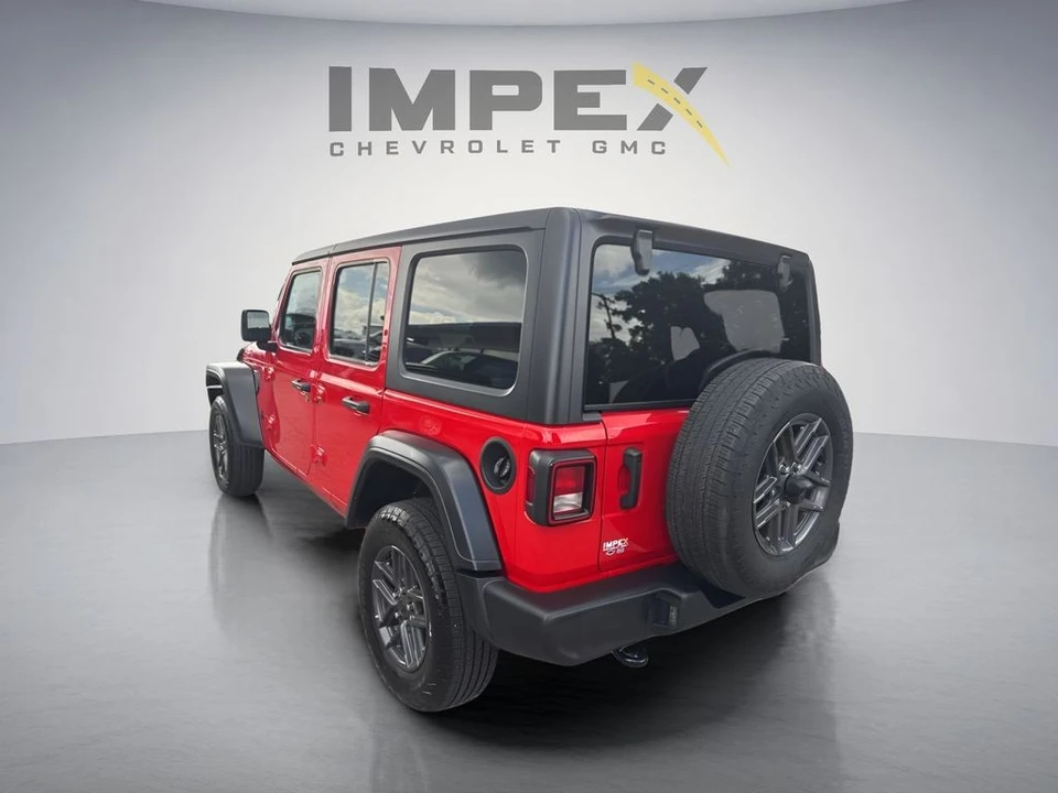 2025 Jeep JL Wrangler - Image 3 of 31