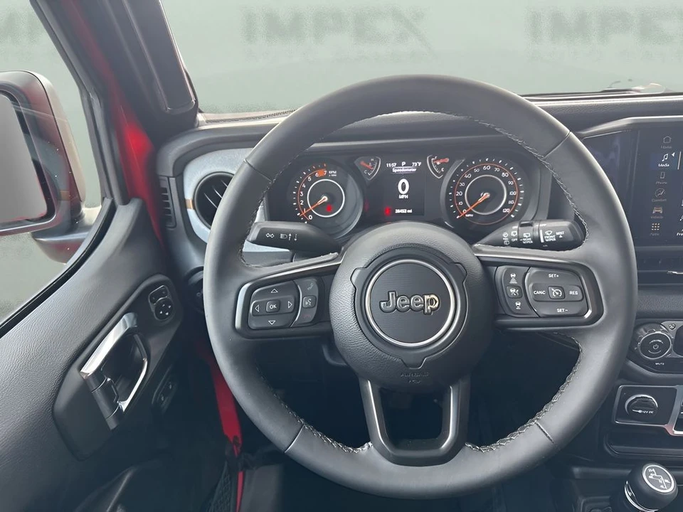 2025 Jeep JL Wrangler - Image 26 of 31