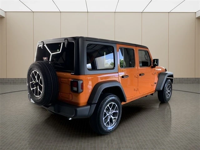 2025 Jeep JL Wrangler - Image 5 of 21