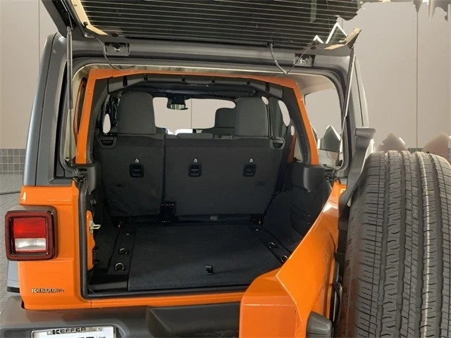 2025 Jeep JL Wrangler - Image 15 of 21