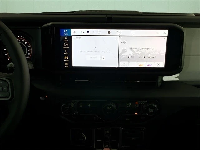 2025 Jeep JL Wrangler - Image 21 of 21