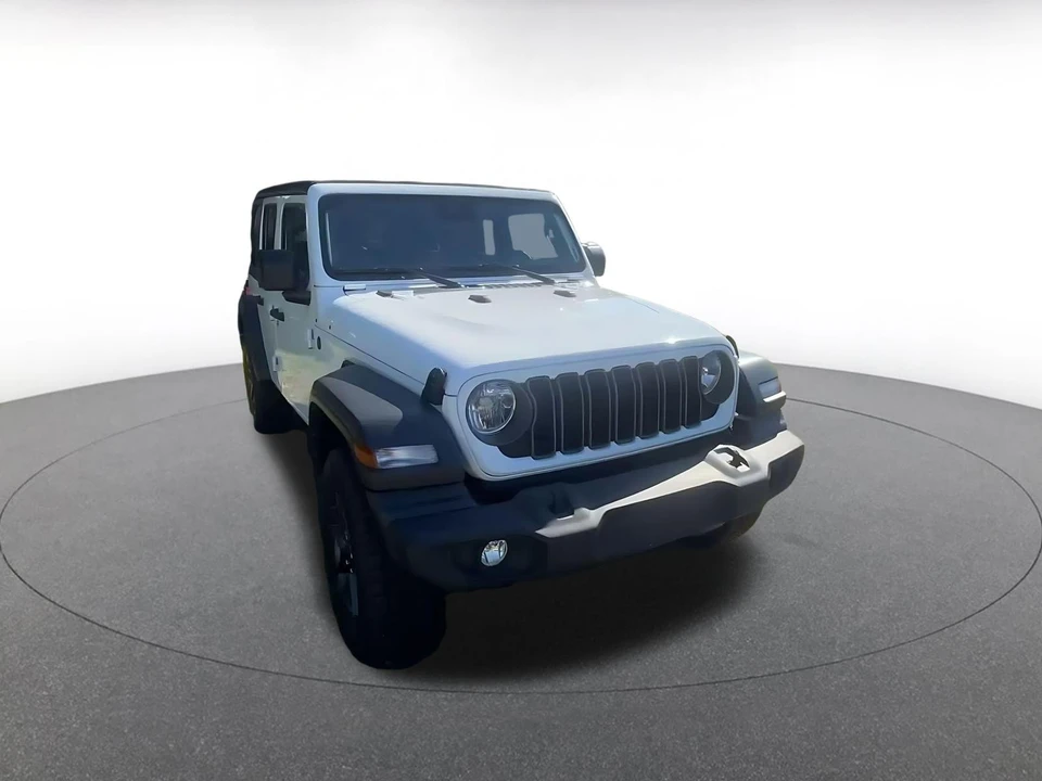2025 Jeep JL Wrangler - Image 3 of 31