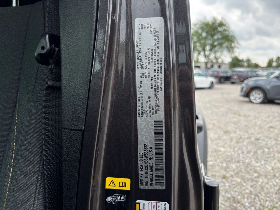 2025 Jeep JL Wrangler - Image 31 of 31