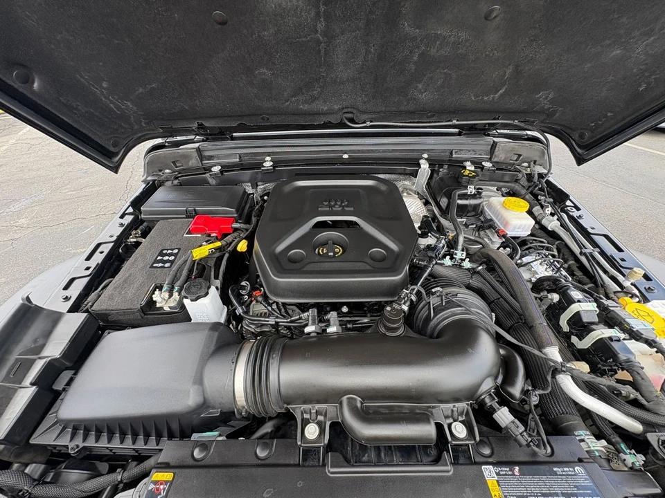 2025 Jeep - Image 28 of 31