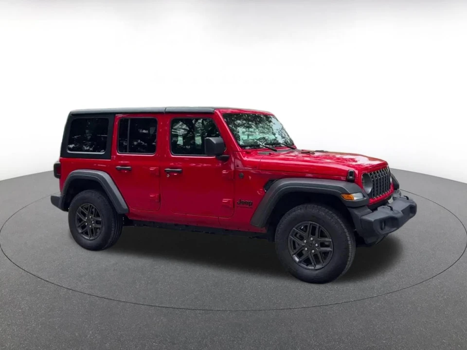 2025 Jeep JL Wrangler - Image 2 of 31