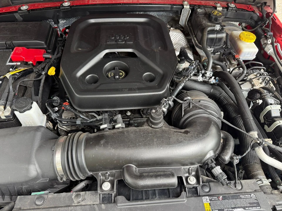 2025 Jeep JL Wrangler - Image 31 of 31