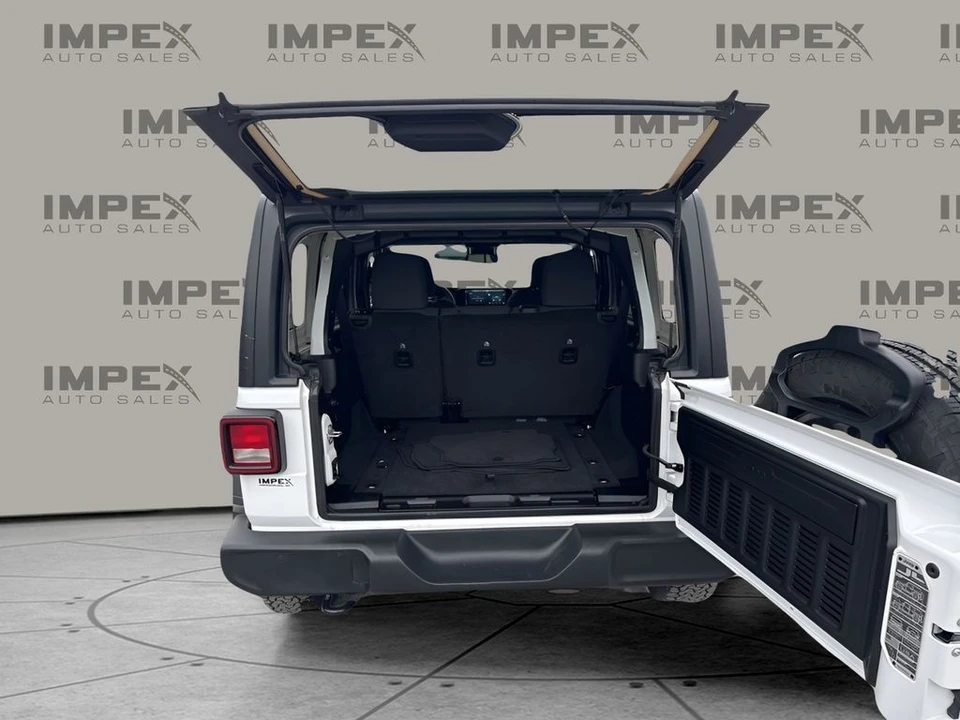 2025 Jeep JL Wrangler - Image 28 of 31