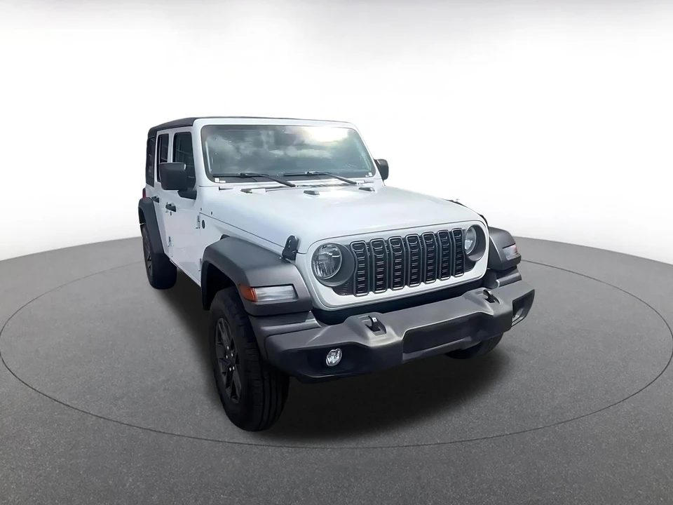 2025 Jeep JL Wrangler - Image 3 of 31