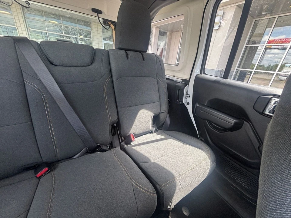 2025 Jeep JL Wrangler - Image 31 of 31