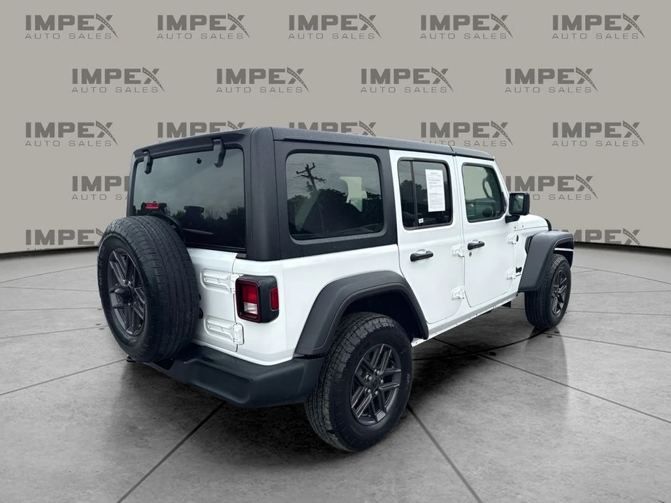 2025 Jeep JL Wrangler - Image 5 of 31