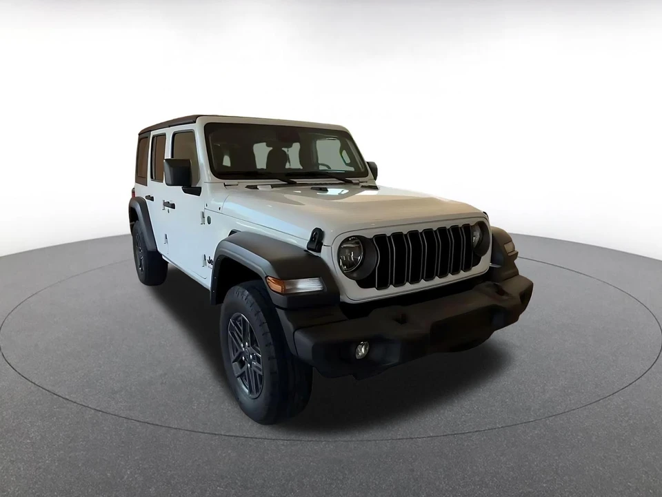 2025 Jeep JL Wrangler - Image 3 of 31