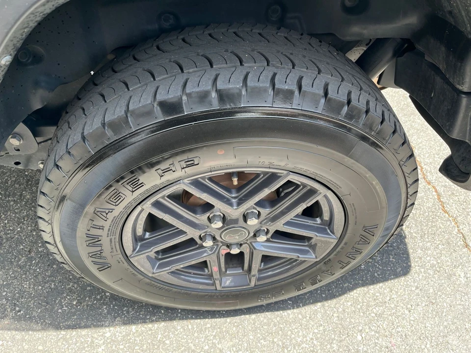 2025 Jeep - Image 26 of 31