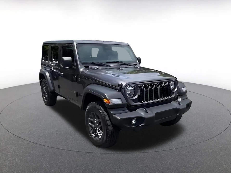 2025 Jeep JL Wrangler - Image 3 of 31