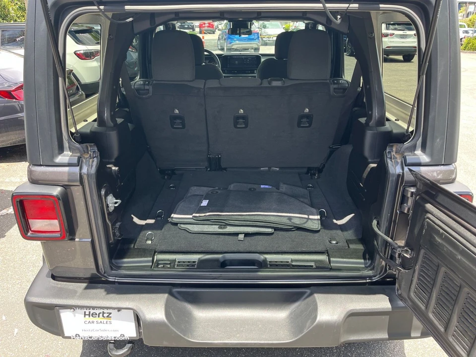 2025 Jeep JL Wrangler - Image 31 of 31