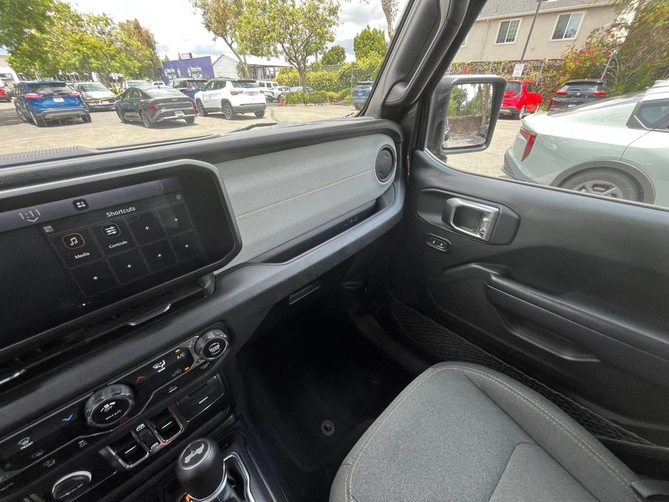 2025 Jeep - Image 31 of 31